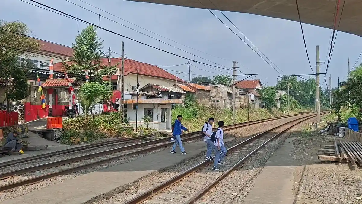 Perlintasan Rel Kolong Flyover Martadinata Bogor Segera Ditutup, Siswa Sekolah Terancam Putar Jauh